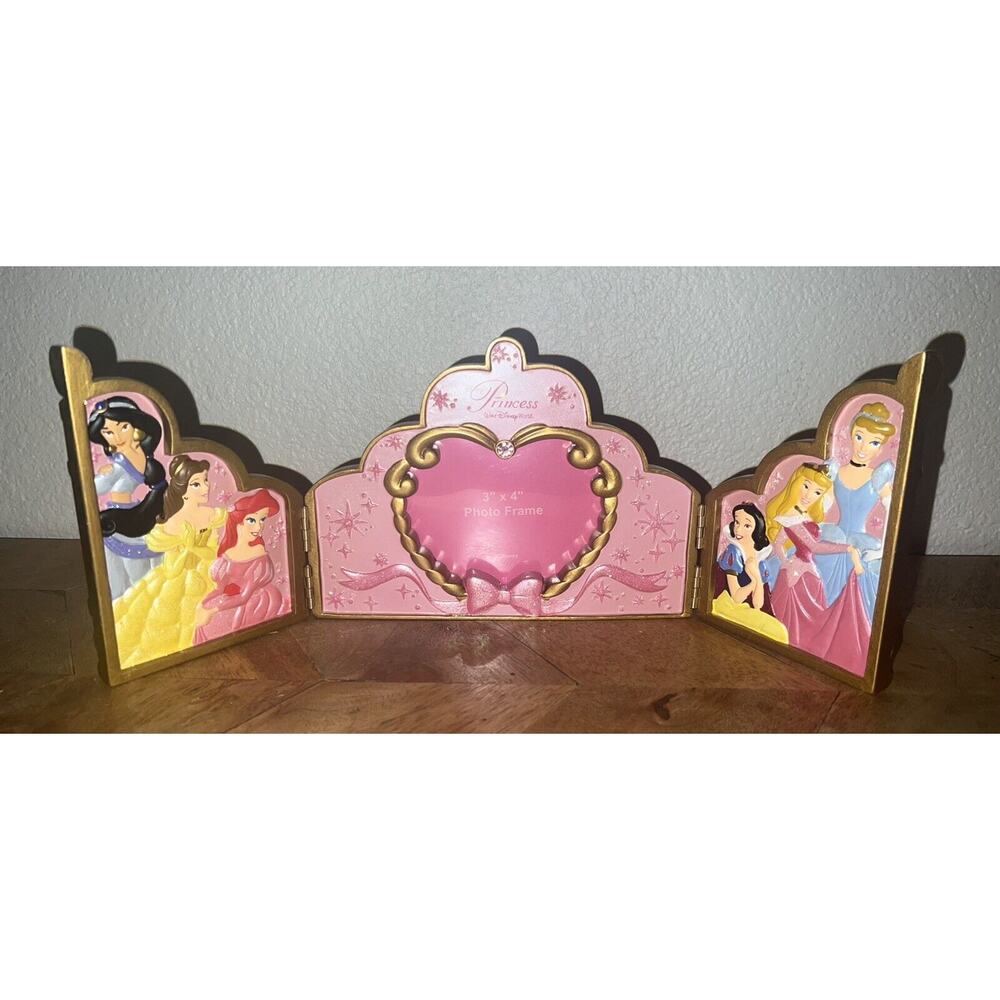 Walt Disney World Authentic Disney Princess Picture Frame Sculpted